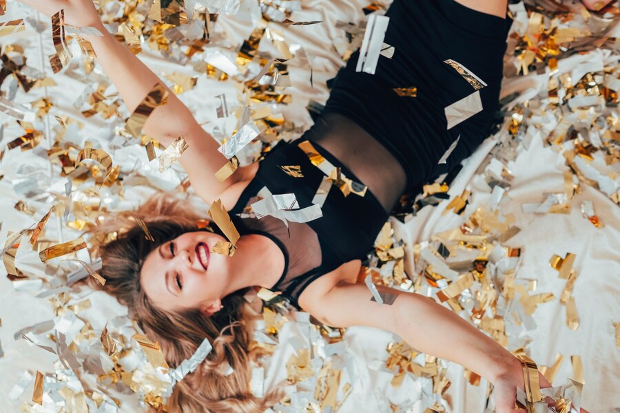 Ognjeno znamenje Leva simbolizira strast, moč in motivacijo tega tranzita.