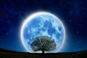 🌕 Kaj je MODRA LUNA in kakšen je njen astrološki pomen? 🌕 Kaj je MODRA LUNA in kakšen je njen astrološki pomen?