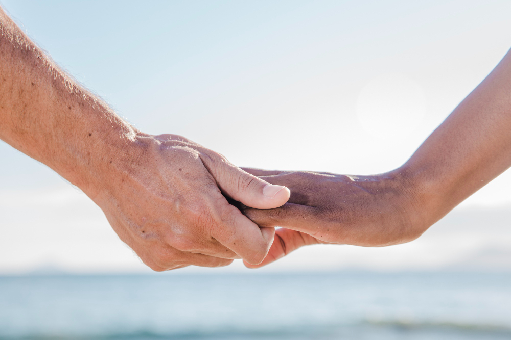 3 Enostavni Načini, kako OKREPITI ODNOS z uporabo Zakona Privlačnosti